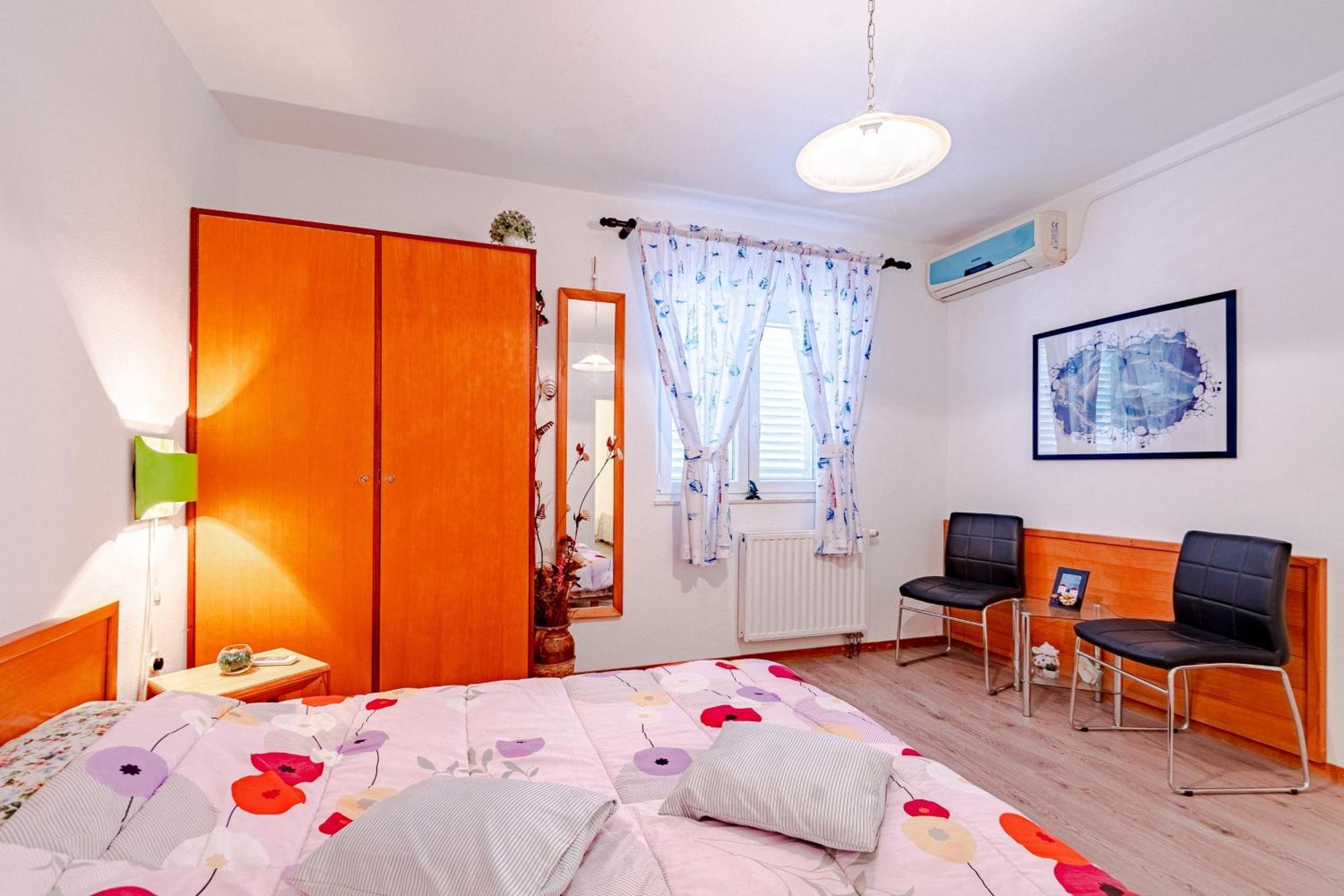 Apartments And Rooms With Parking Space Mali Ston Habitación foto